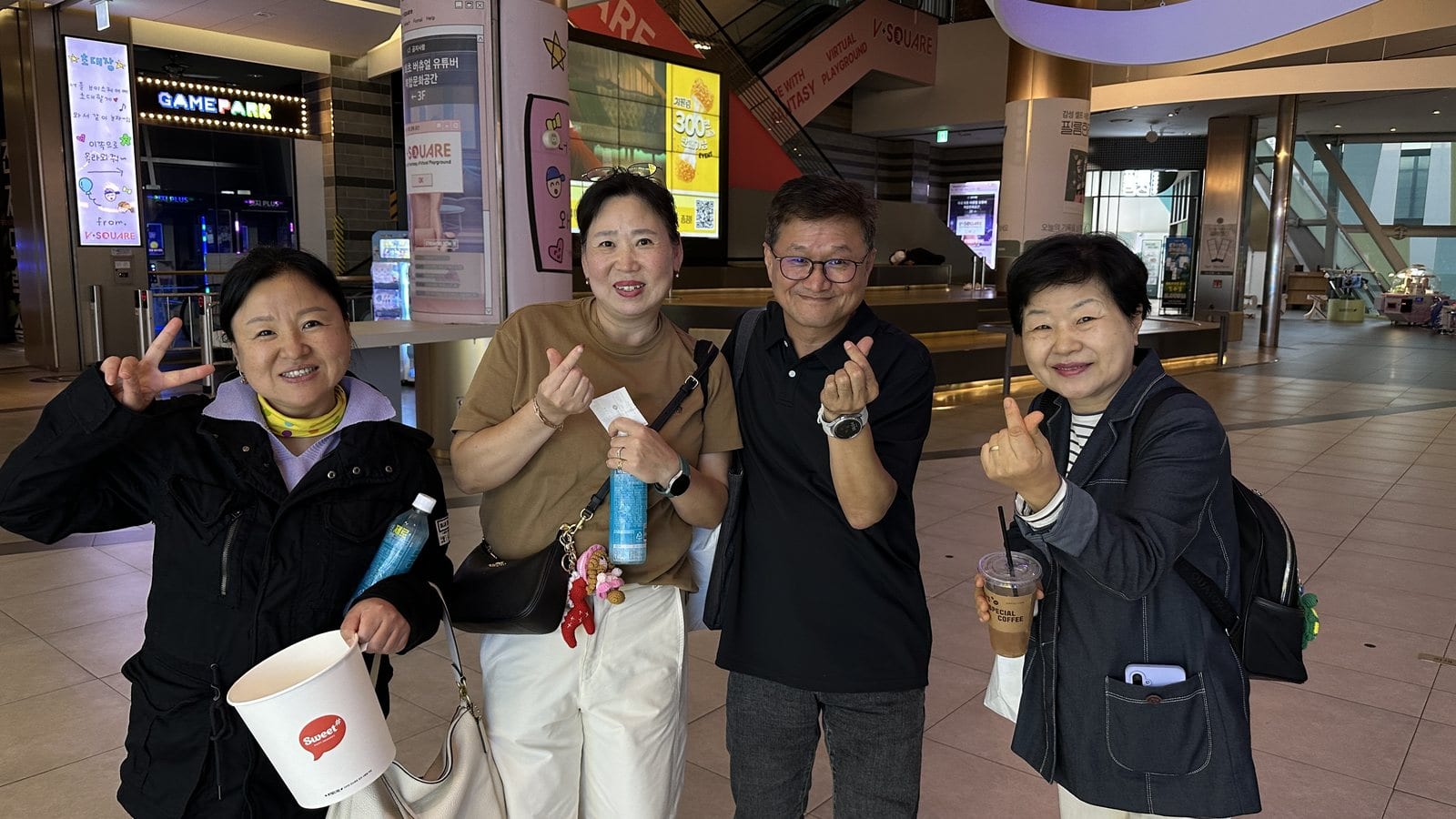 행사를 함께 준비한 도우누리 식구들